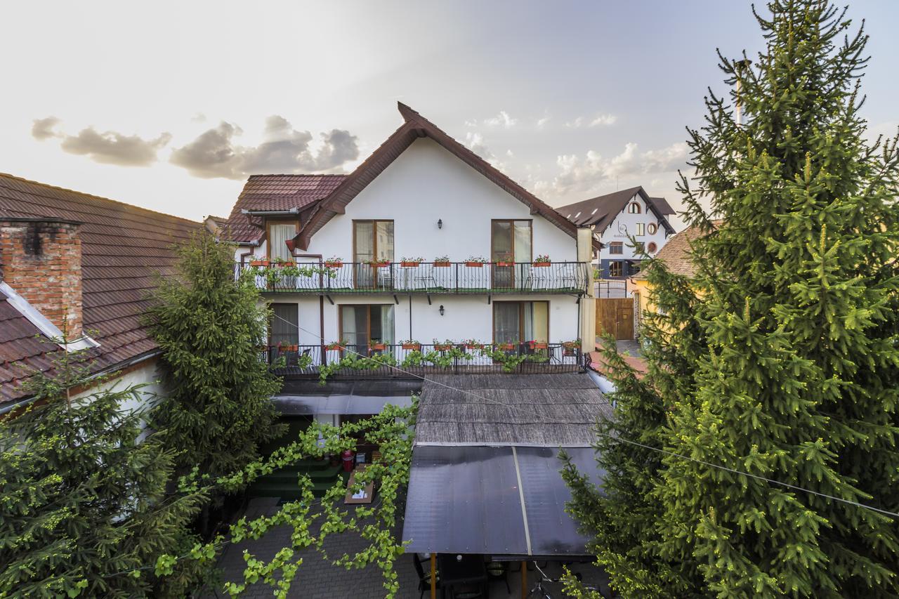 Gasthof Sara Sibiu Luaran gambar