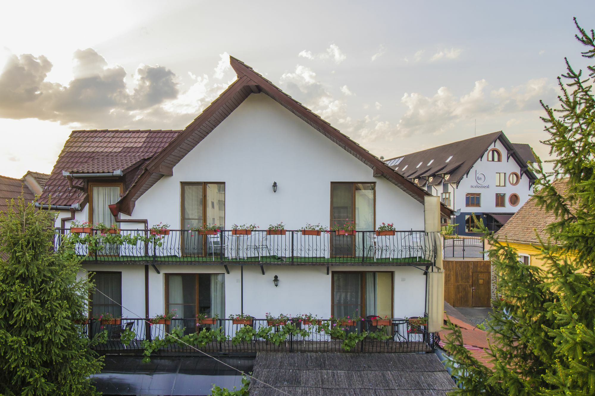 Gasthof Sara Sibiu Luaran gambar